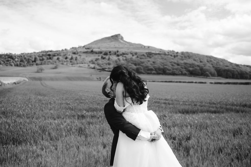 Monique & Taylor's wedding at Teeside Vineyard Church — little moments of love with a beautiful backdrop